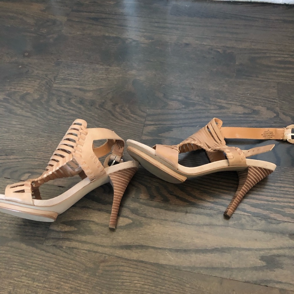 Nine West Leather Shoes - Picture 2 of 8